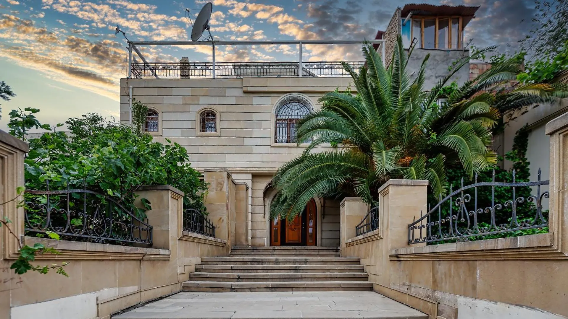 Old City Luxury Vip Duplex Villa Баку